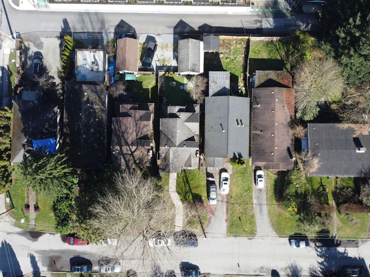 1542 Bond Street, North Vancouver, BC, V7J 1E7 - 23