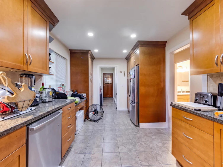 1542 Bond Street, North Vancouver, BC, V7J 1E7 - 9