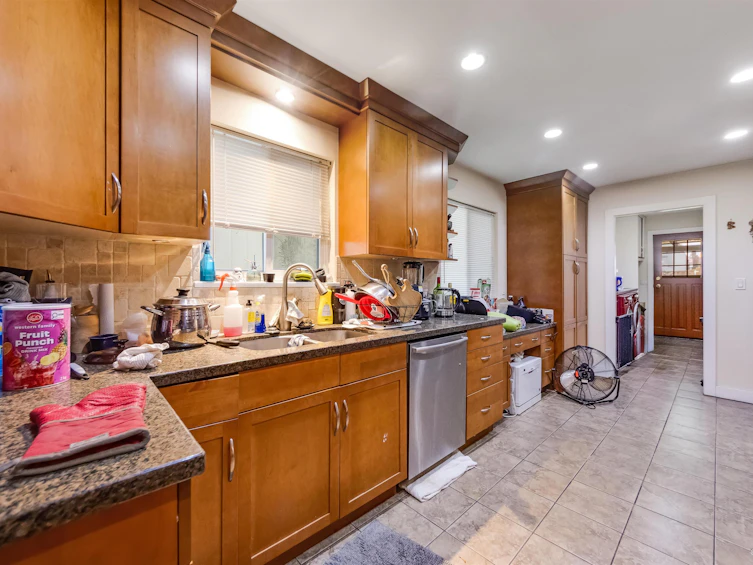 1542 Bond Street, North Vancouver, BC, V7J 1E7 - 4