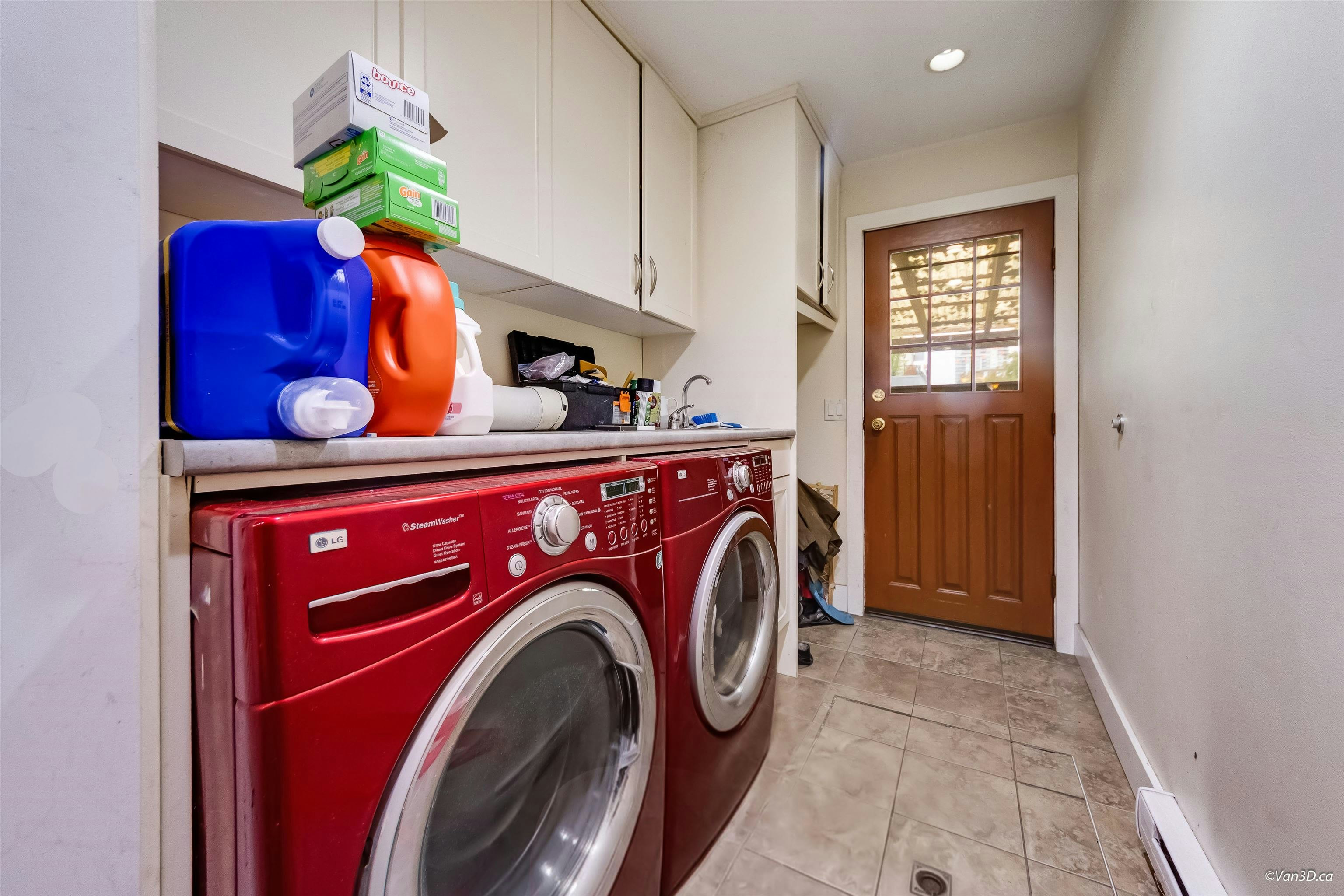 1542 Bond Street, North Vancouver, BC, V7J 1E7 - 15