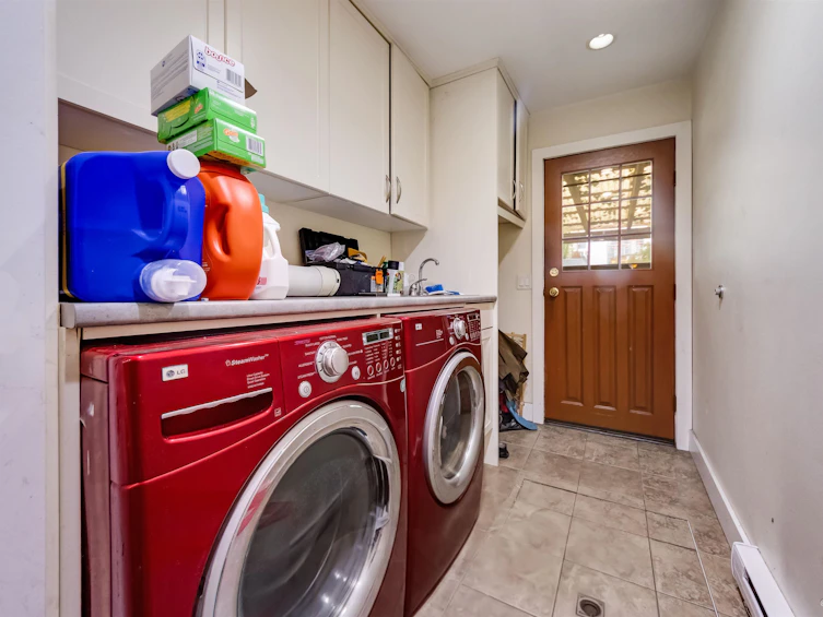1542 Bond Street, North Vancouver, BC, V7J 1E7 - 15