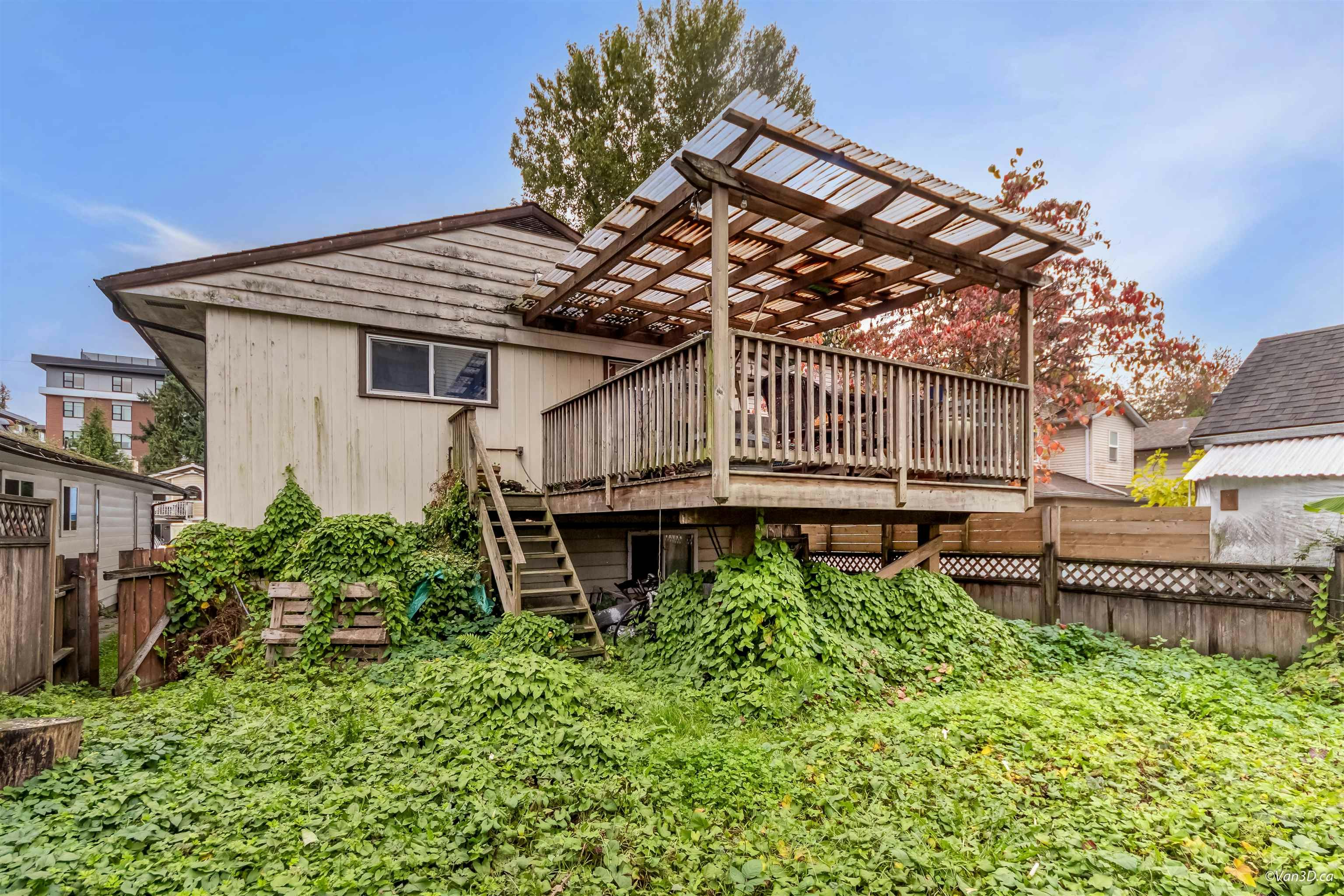 1536 Bond Street, North Vancouver, BC, V7J 1E7 - 4
