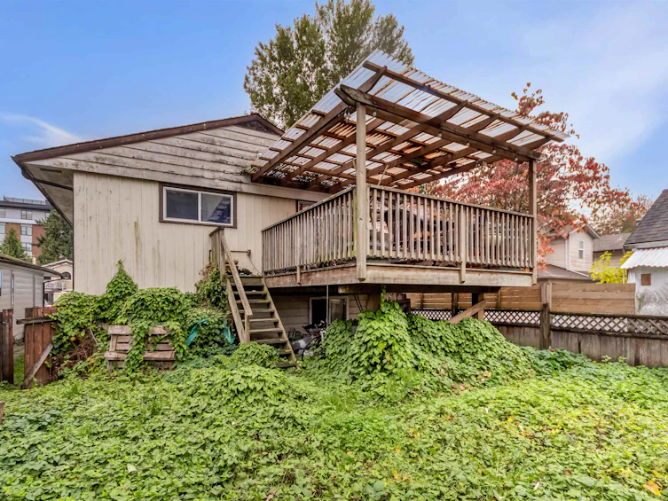 1536 Bond Street, North Vancouver, BC, V7J 1E7 - 4