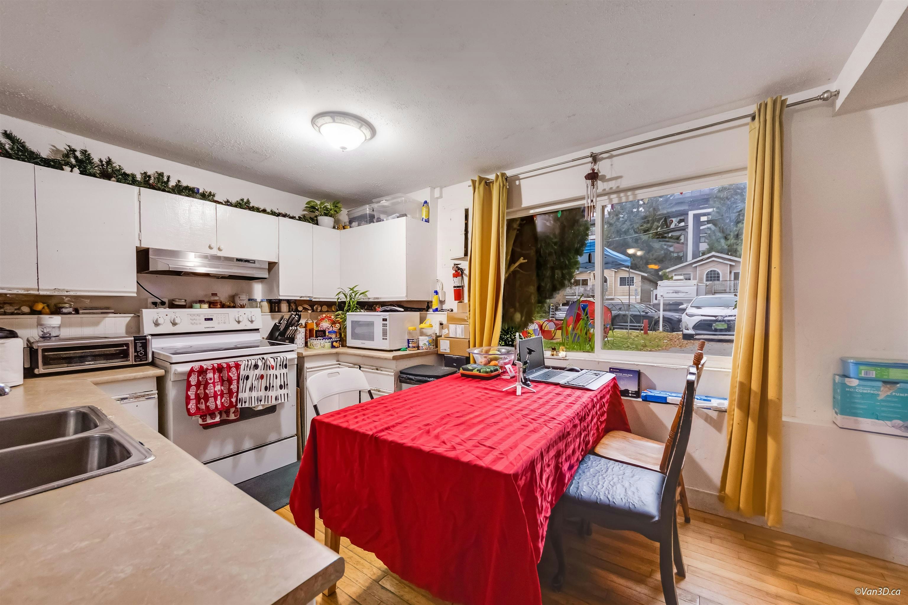 1536 Bond Street, North Vancouver, BC, V7J 1E7 - 18