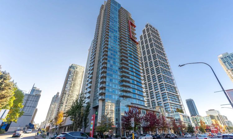 3606-4688 Kingsway