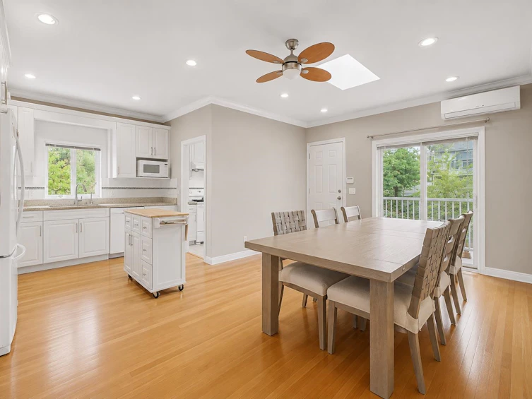4694 Northview Court, Burnaby, BC, V5H 1E3 - 8