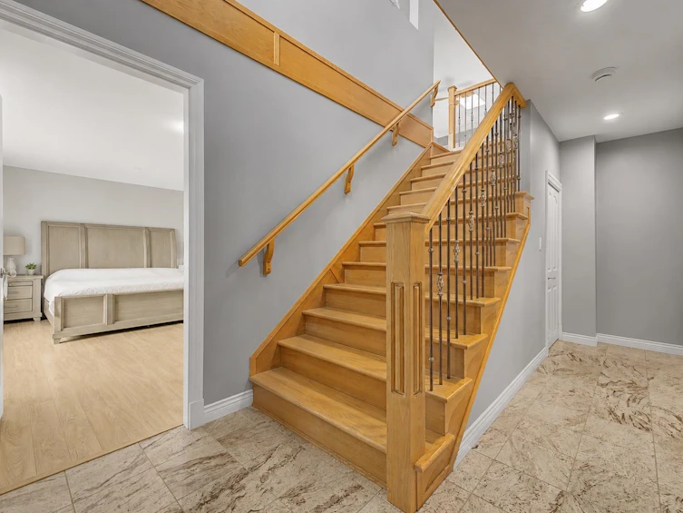 4694 Northview Court, Burnaby, BC, V5H 1E3 - 13