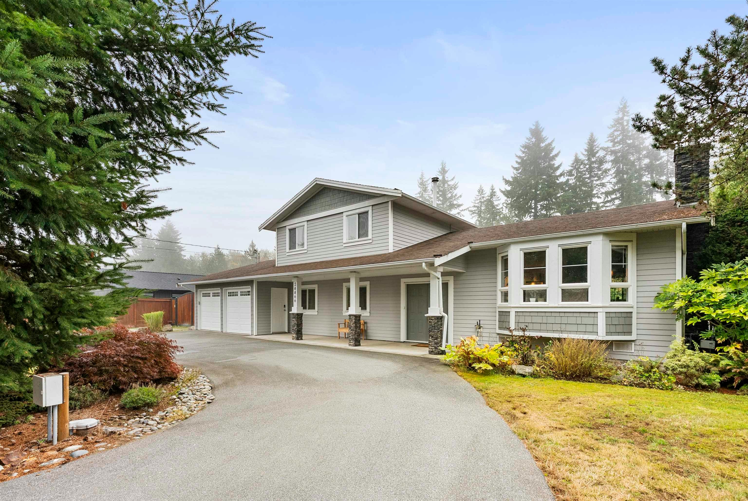 24466 56 Avenue, Langley, BC, V2Z 1E9