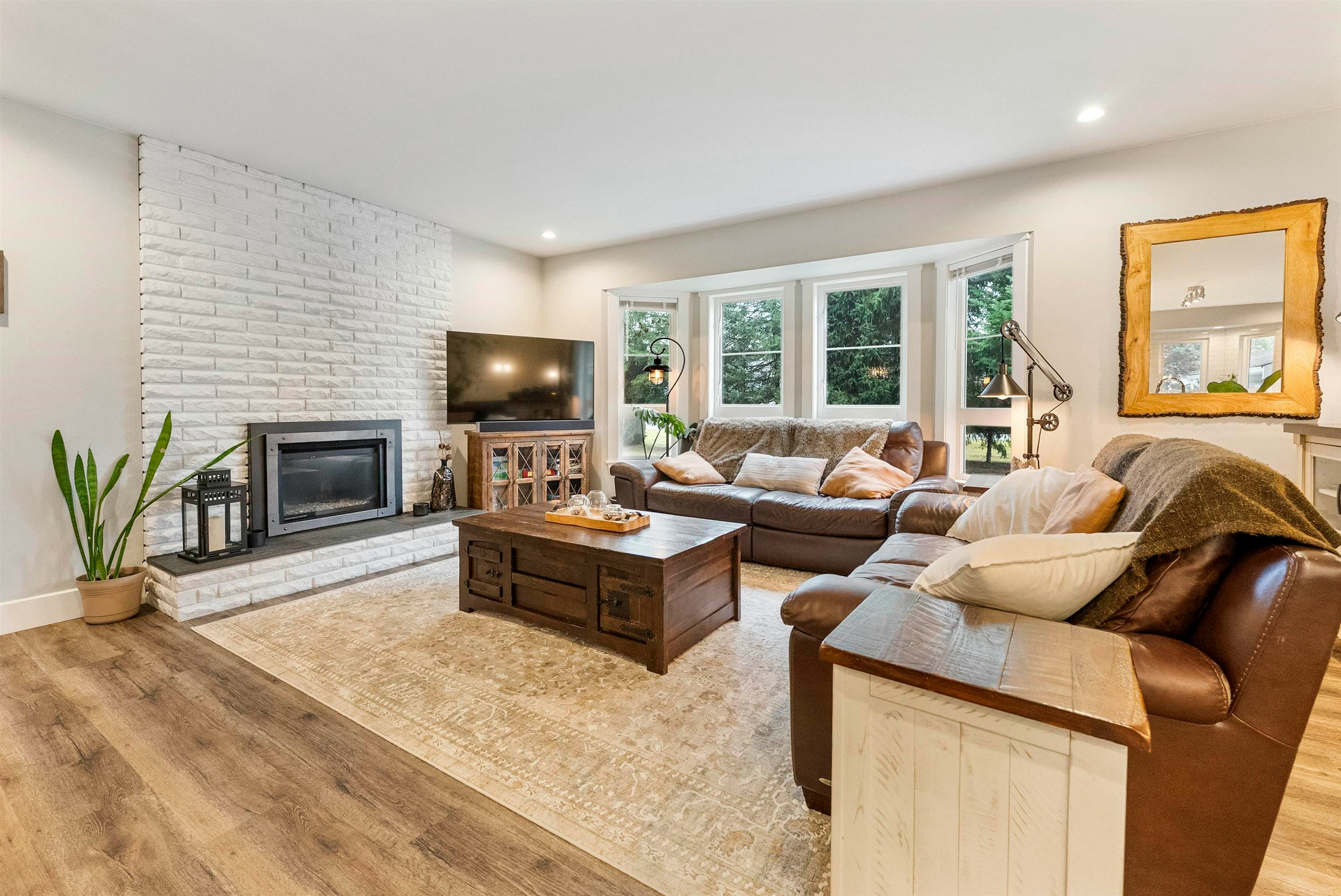 24466 56 Avenue - 3