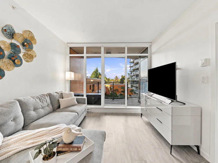 304-13303 Central Avenue, Surrey, BC, V3T 0K6 - 3