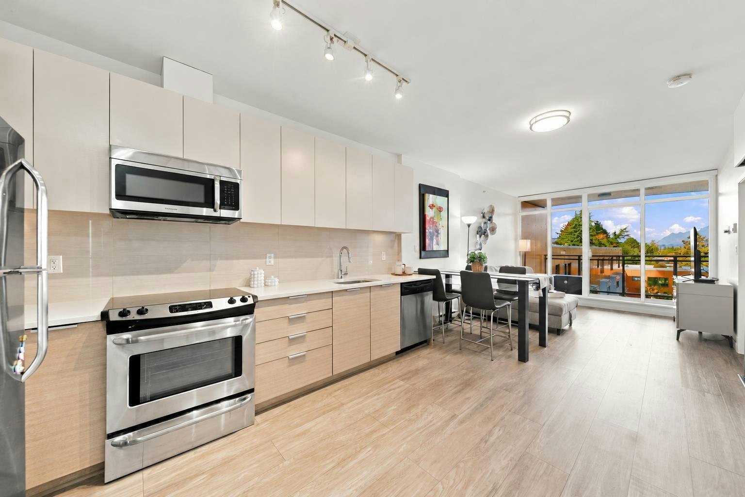 304-13303 Central Avenue, Surrey, BC, V3T 0K6 - 10