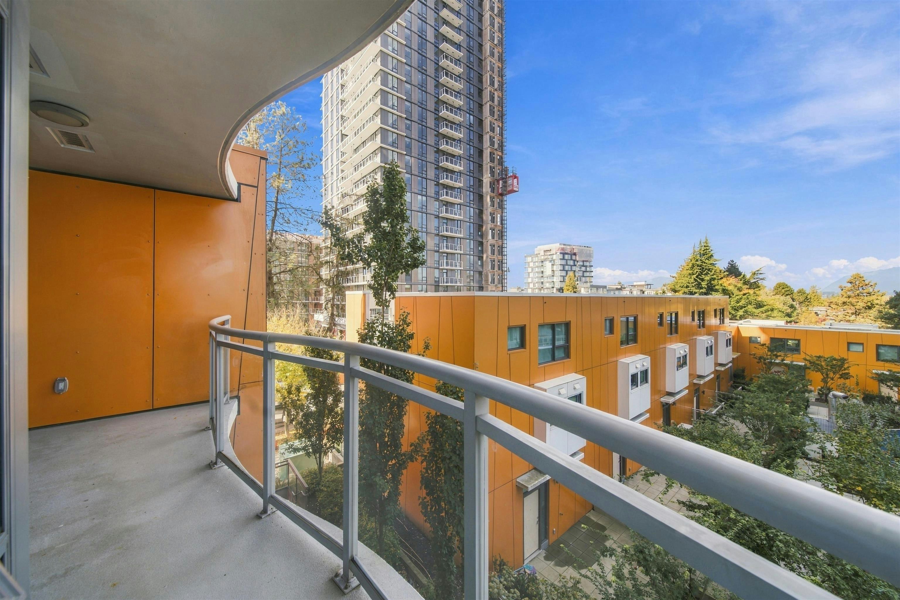 304-13303 Central Avenue, Surrey, BC, V3T 0K6 - 23