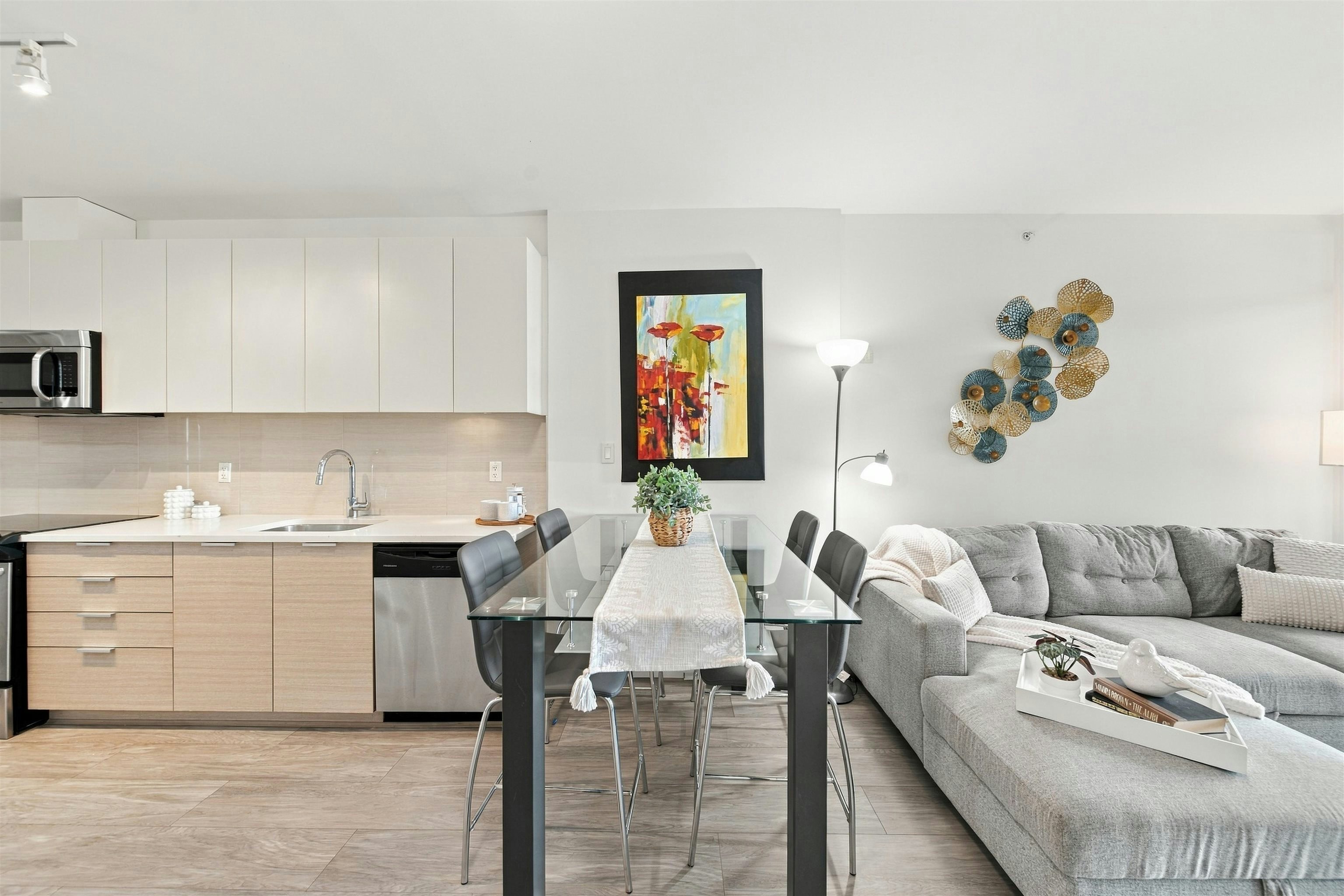 304-13303 Central Avenue, Surrey, BC, V3T 0K6 - 6