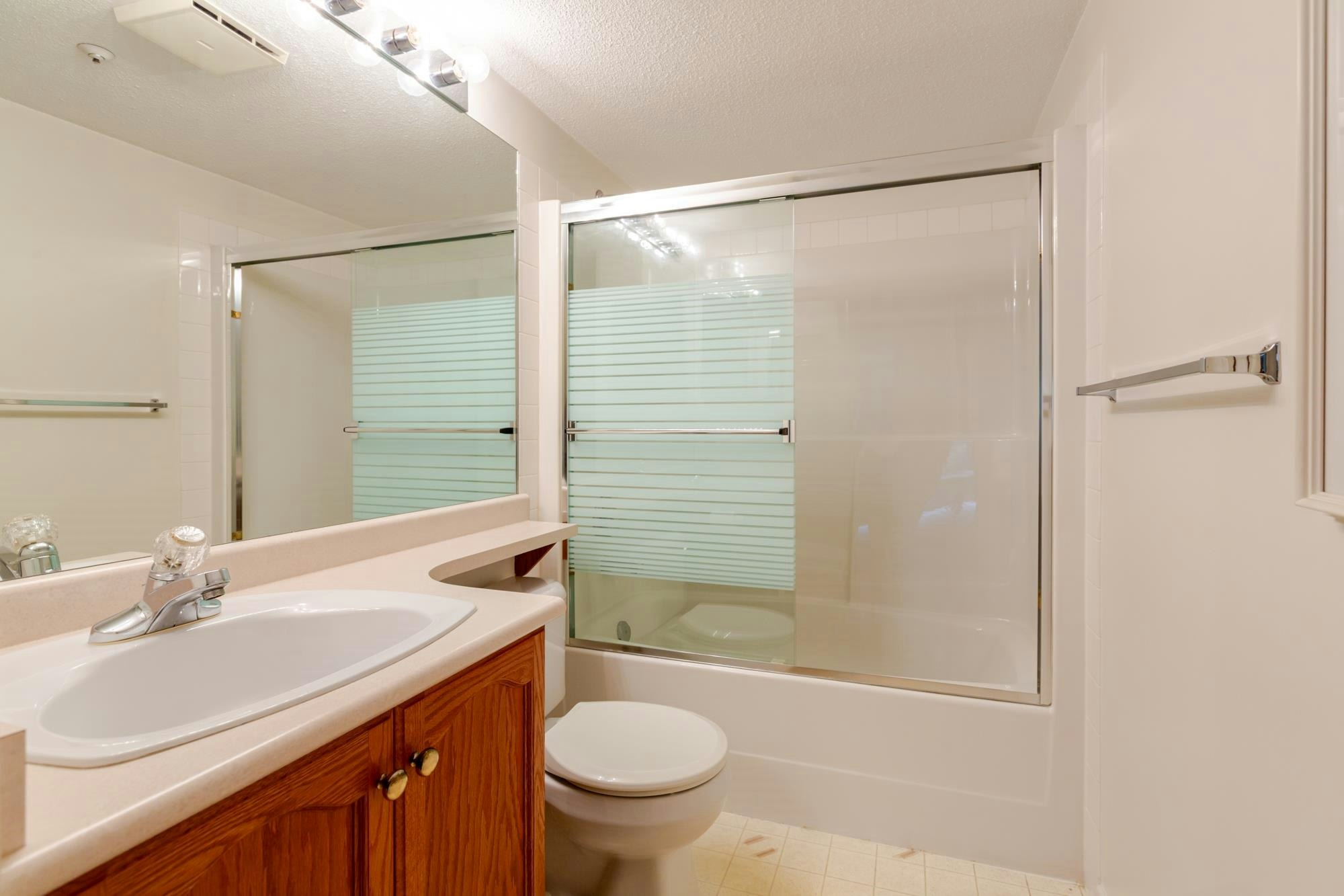 412-78 Richmond Street, New Westminster, BC, V3L 5T2 - 37