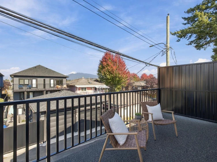 1-3183 Graveley Street, Vancouver, BC, V5K 3K7 - 21