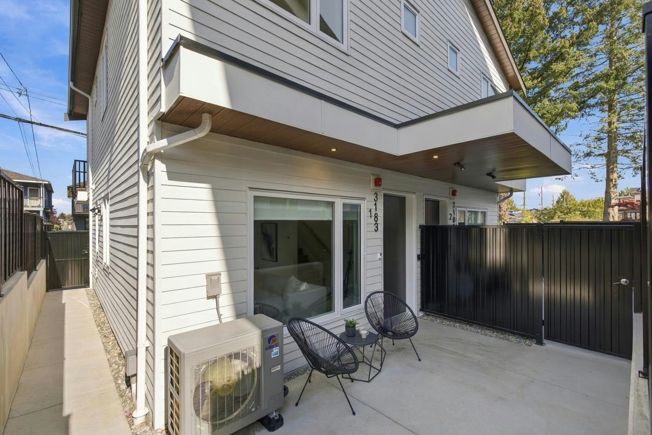 1-3183 Graveley Street, Vancouver, BC, V5K 3K7 - 2