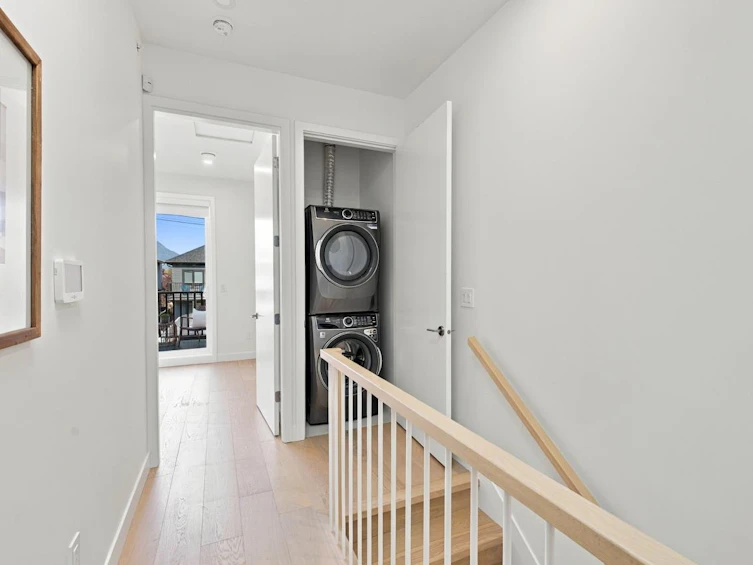 1-3183 Graveley Street, Vancouver, BC, V5K 3K7 - 15