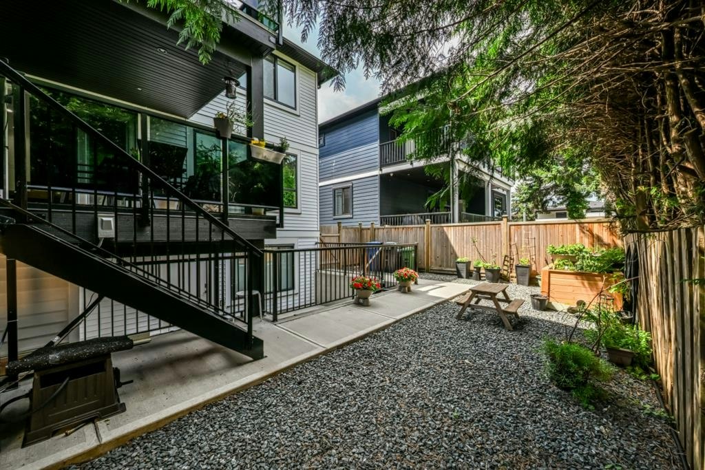 33979 Walnut Avenue, Abbotsford, BC, V2S 3Z1 - 26