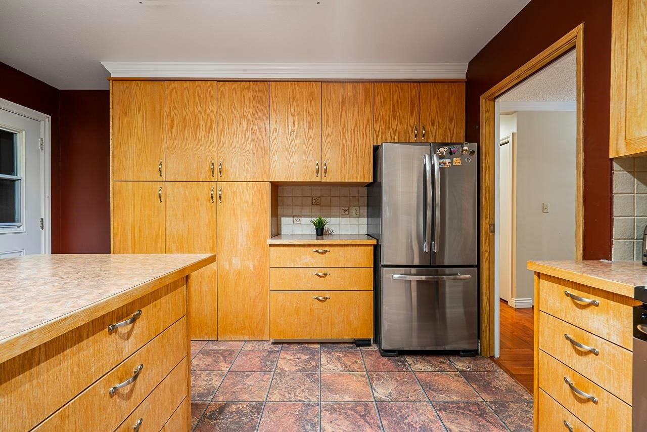 949 Lynwood Avenue - 3