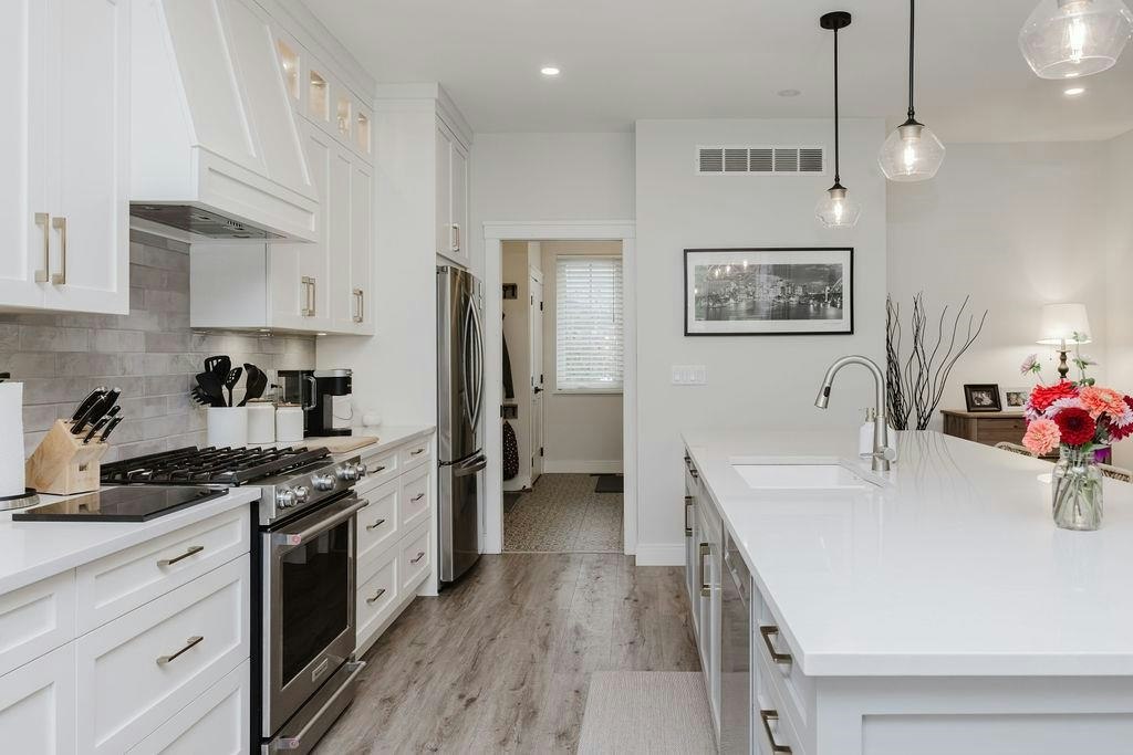 420 Solaz Place, Gibsons, BC, V0N 1V5 - 10