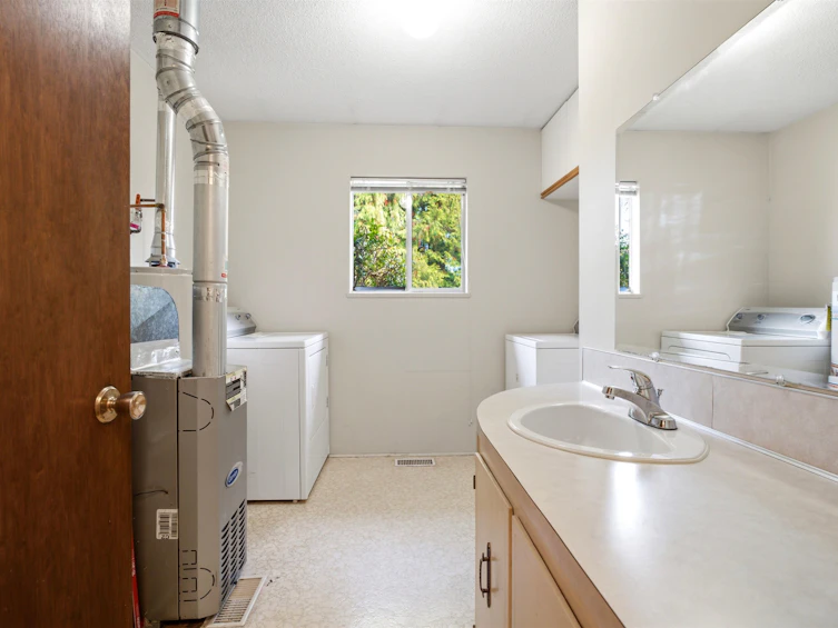 26981 28b Avenue, Langley, BC, V4W 3A5 - 25