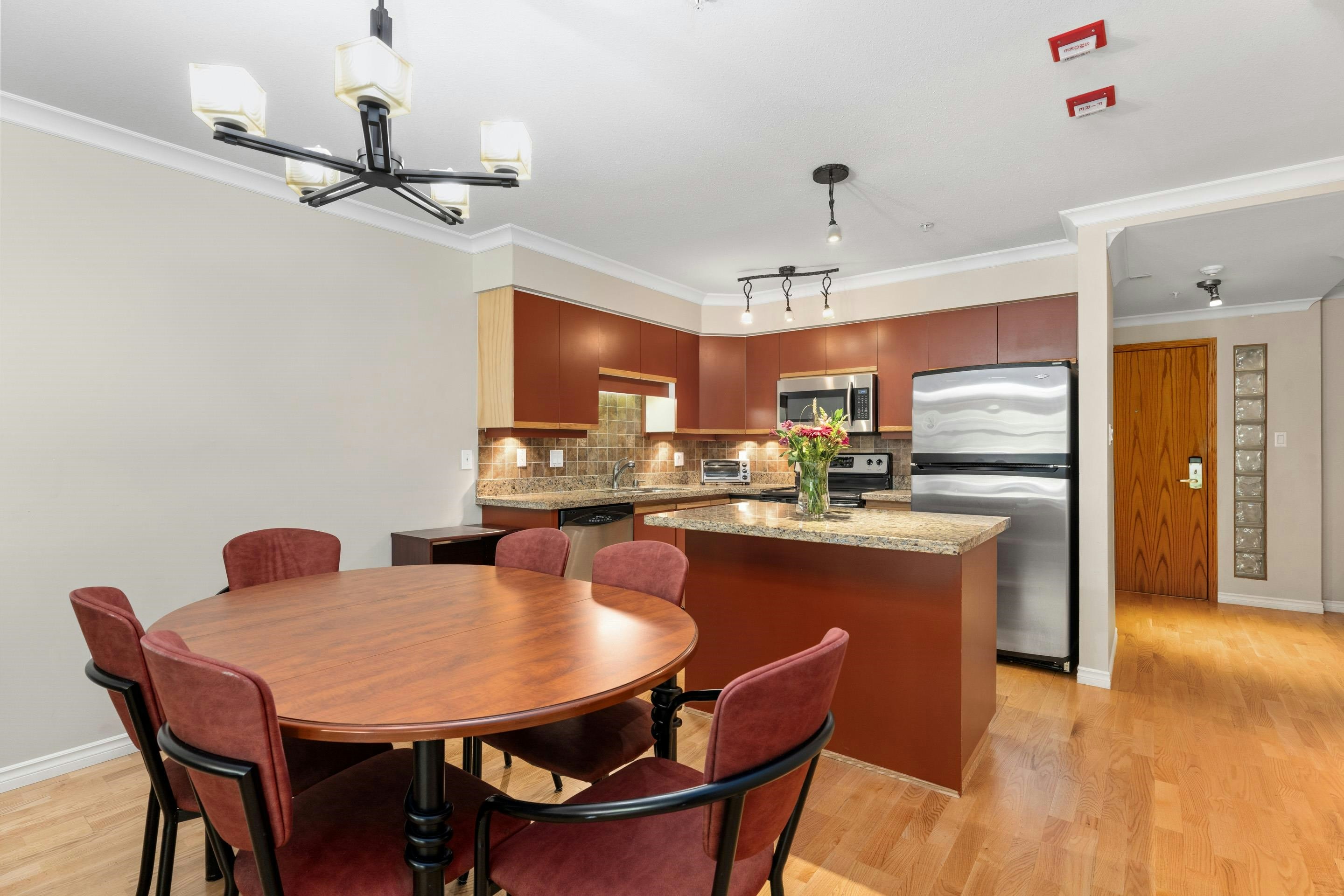 206-3212 Blueberry Drive - 5