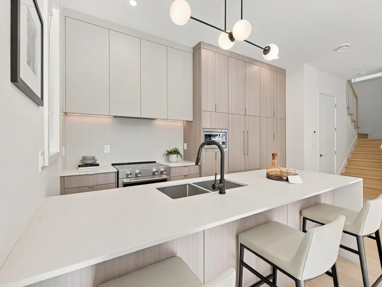 1-3185 Graveley Street, Vancouver, BC, V5K 3K7 - 14