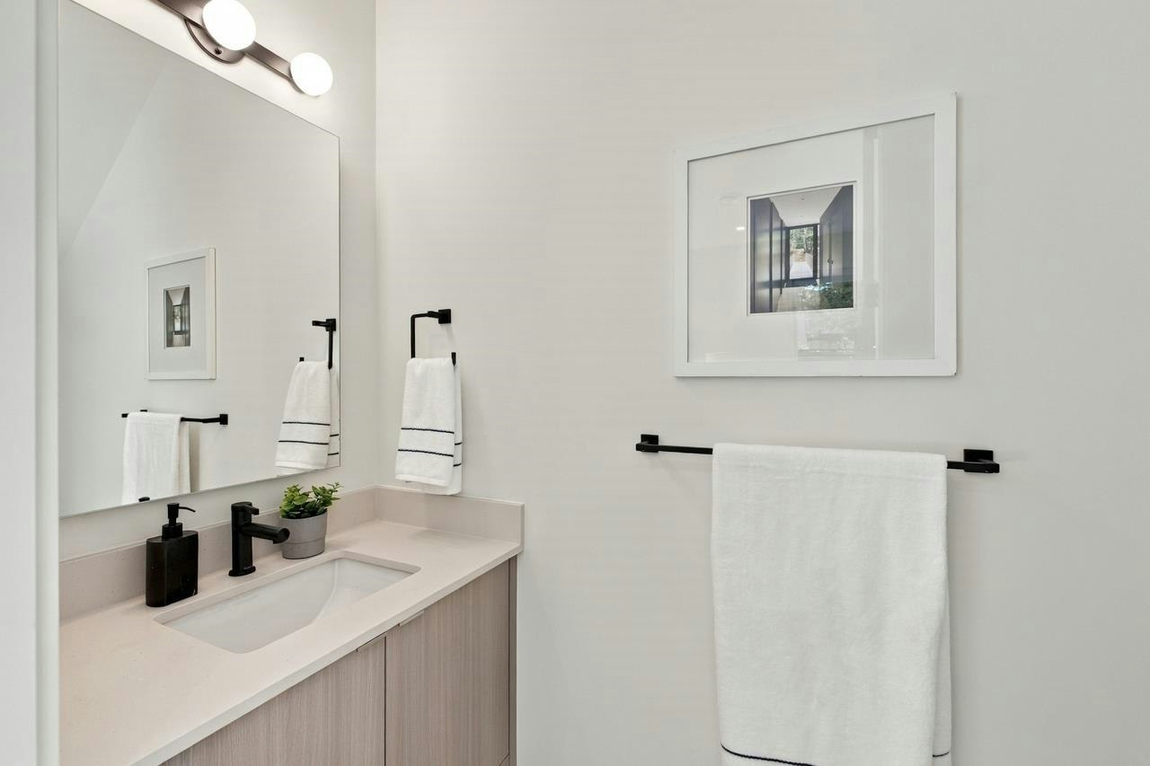 1-3185 Graveley Street, Vancouver, BC, V5K 3K7 - 18