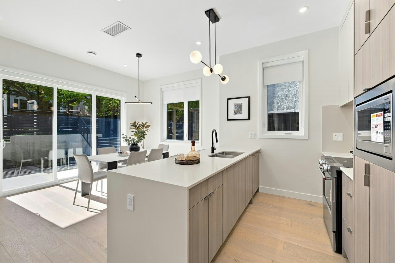 1-3185 Graveley Street, Vancouver, BC, V5K 3K7 - 17