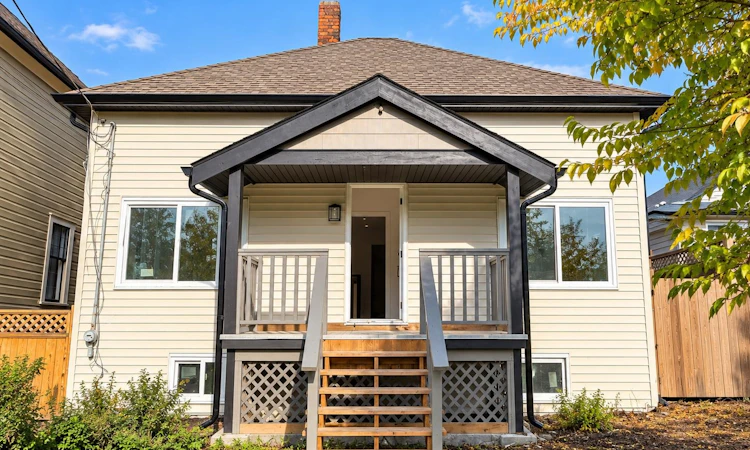 805 Milton Avenue
