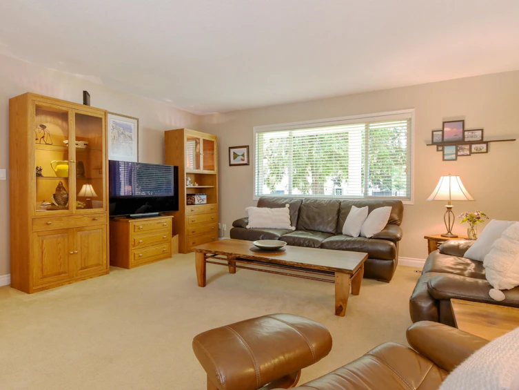 5930 135 Street, Surrey, BC, V3X 1K9 - 5