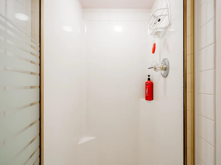 33-323 Governors Court, New Westminster, BC, V3L 5S6 - 24