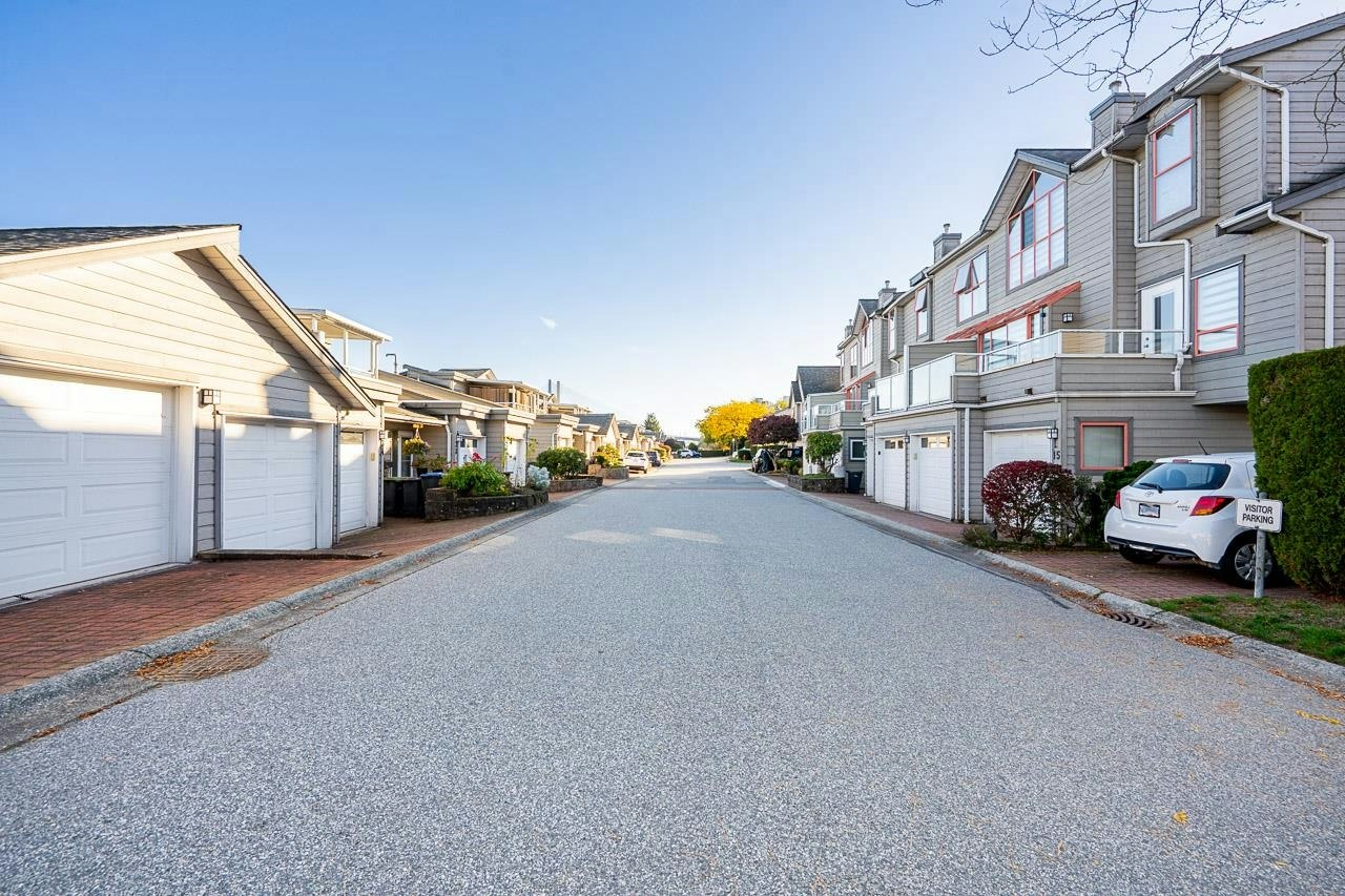 33-323 Governors Court, New Westminster, BC, V3L 5S6 - 34