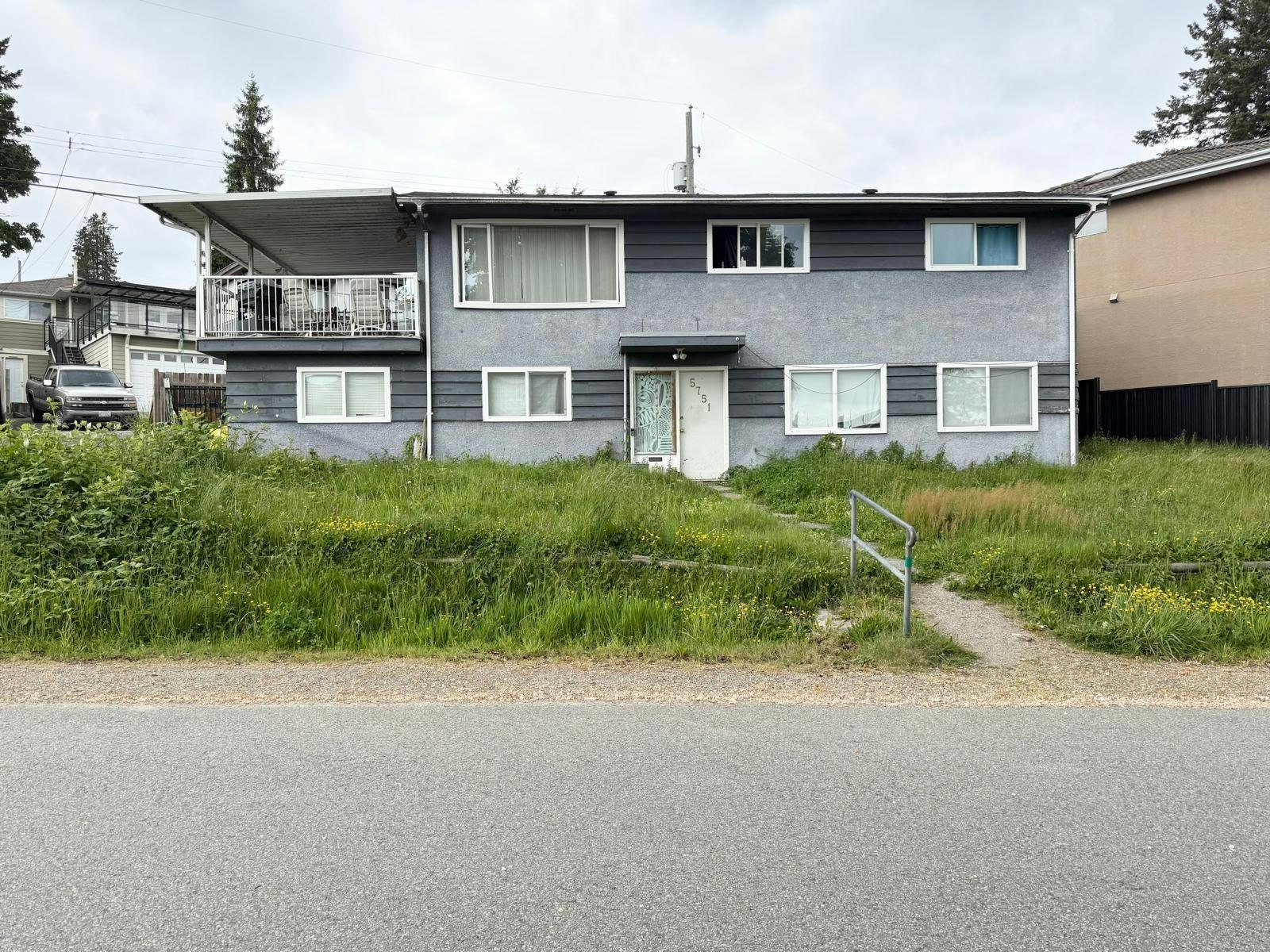 5751 Capitol Drive, Burnaby, BC, V5B 1P5