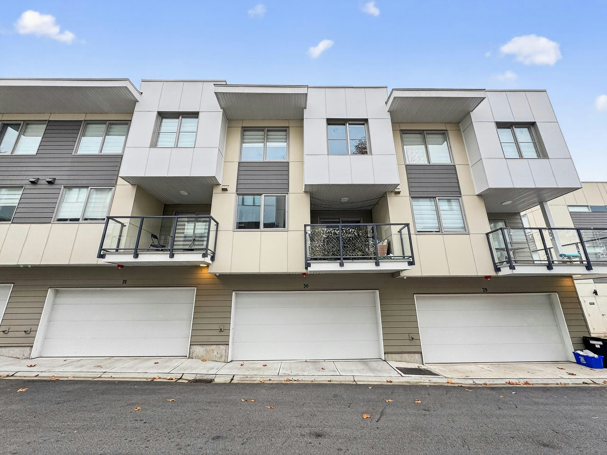 30-12585 104a Avenue, Surrey, BC, V3V 0G7 - 32