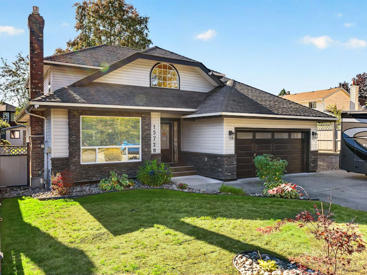 15728 90 Avenue, Surrey, BC, V4N 2Y6