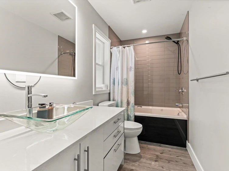41501 Old Yale Road, Abbotsford, BC, V3G 2T1 - 31