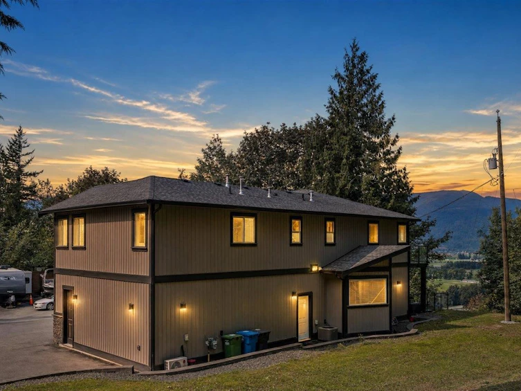 41501 Old Yale Road, Abbotsford, BC, V3G 2T1 - 39