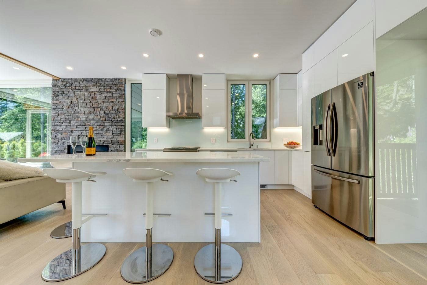 9391 Emerald Drive - 5