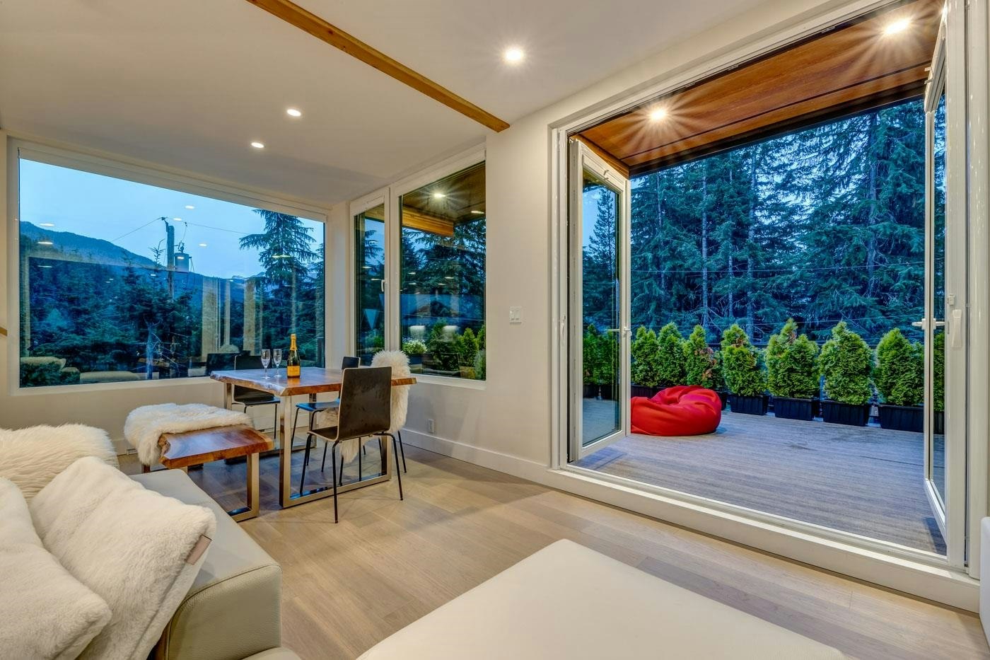 9391 Emerald Drive, Whistler, BC, V8E 0G5 - 11