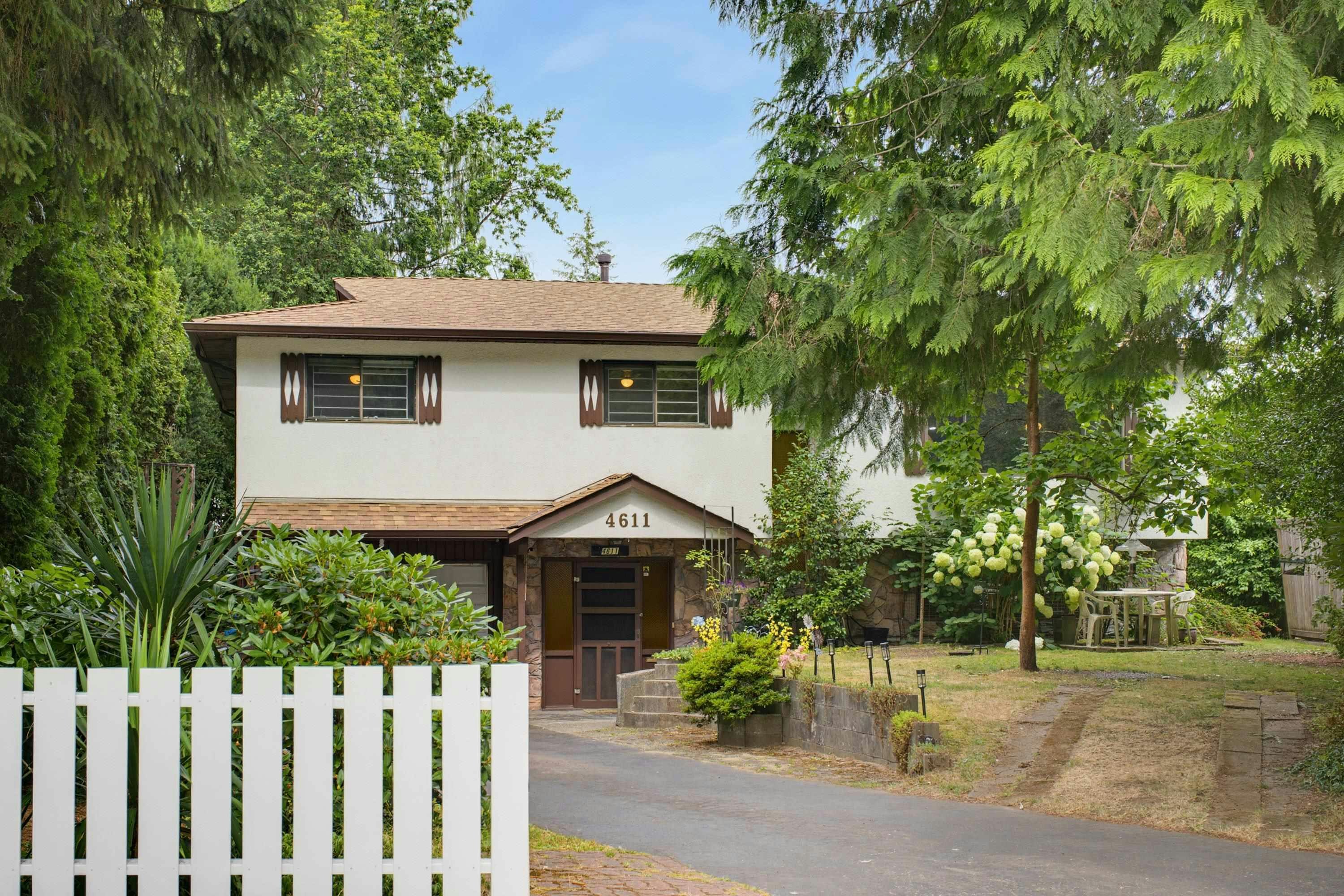 4611 203a Street, Langley, BC, V3A 5W2 - 3