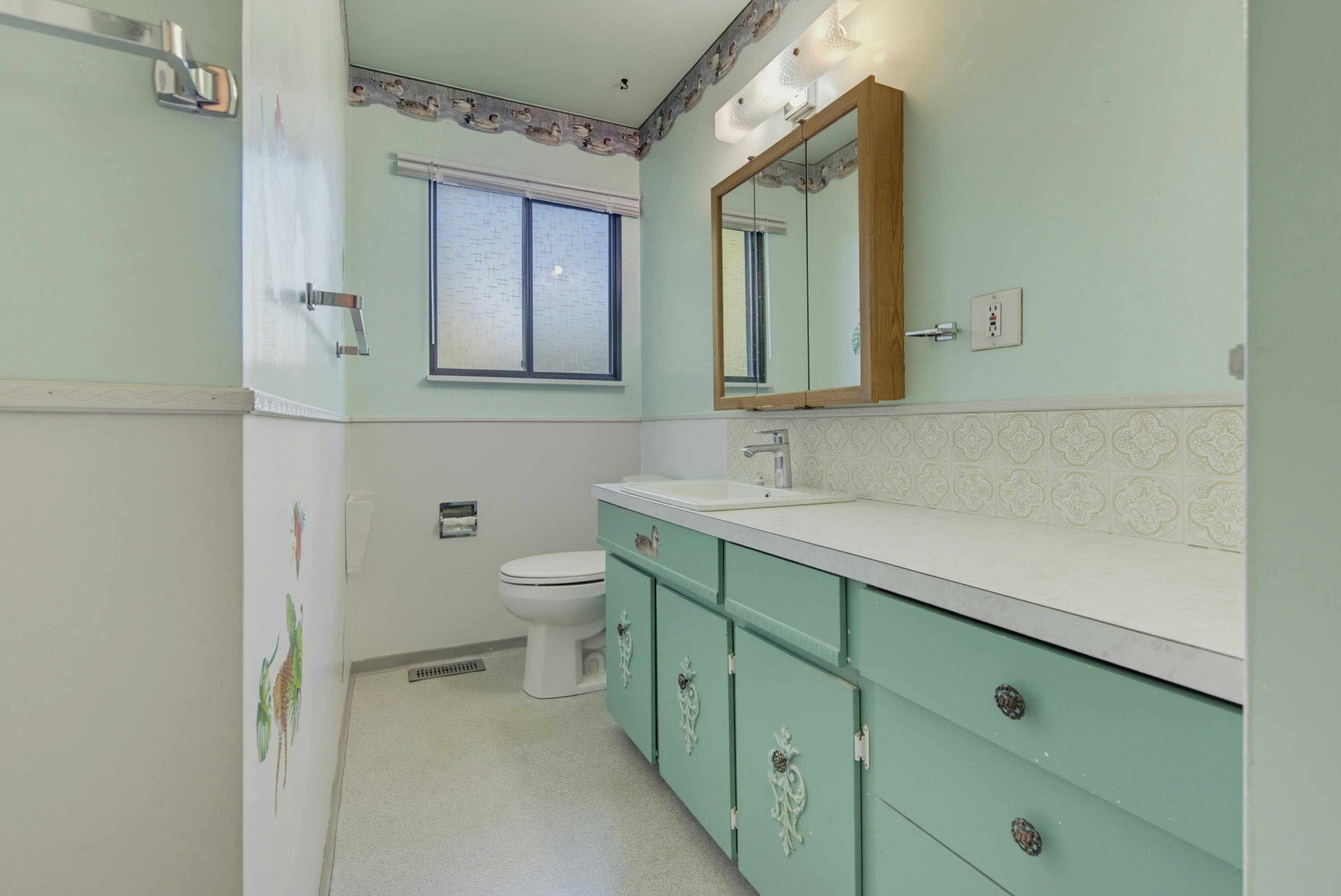 4611 203a Street, Langley, BC, V3A 5W2 - 22