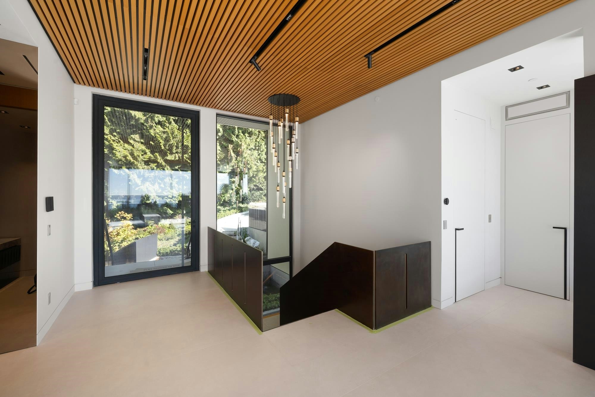 2484 Ottawa Avenue - 3