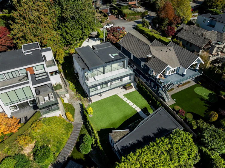 2484 Ottawa Avenue, West Vancouver, BC, V7V 2T1 - 39