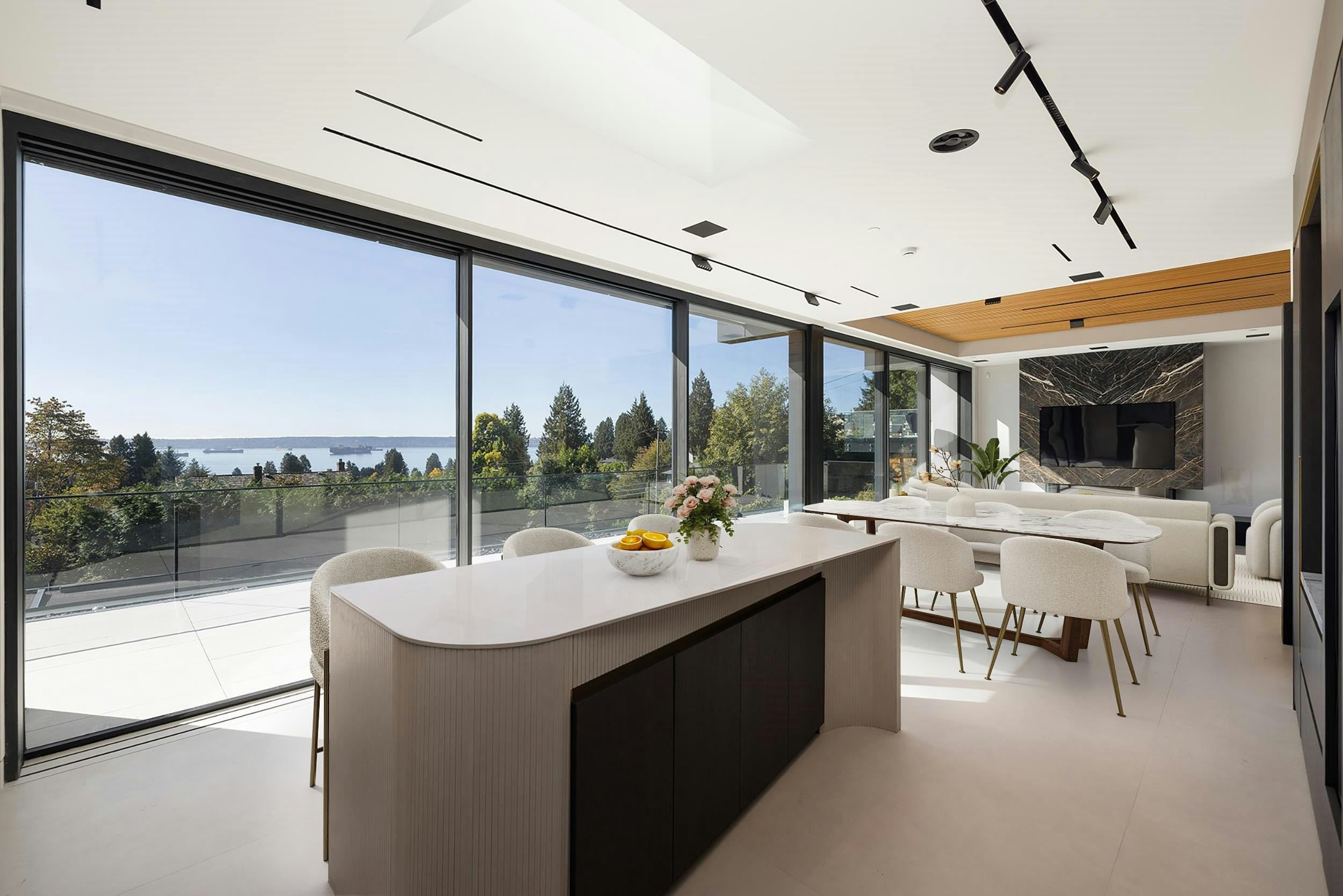 2484 Ottawa Avenue, West Vancouver, BC, V7V 2T1 - 7