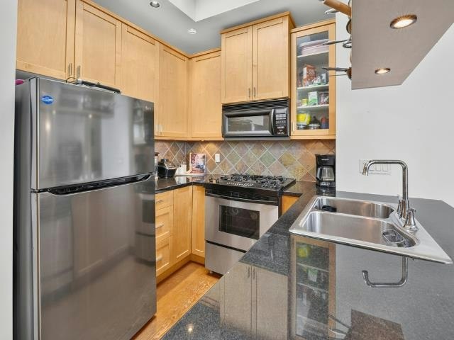 418-2515 Ontario Street, Vancouver, BC, V5T 4V4 - 9