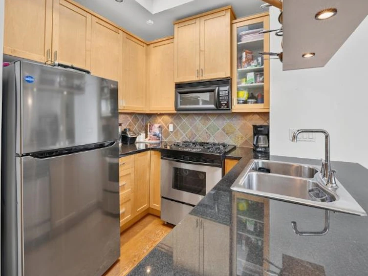 418-2515 Ontario Street, Vancouver, BC, V5T 4V4 - 9