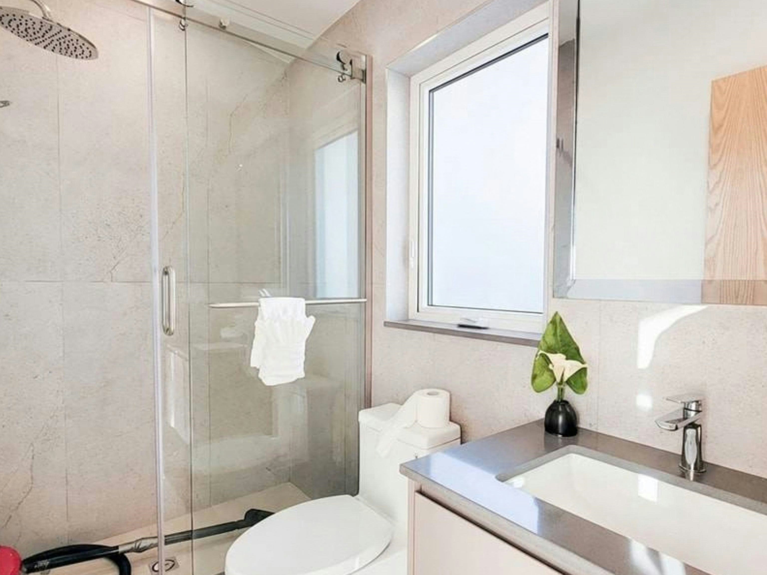 2141 Jefferson Avenue, West Vancouver, BC, V7V 2A6 - 3
