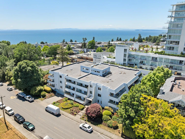 111-1341 George Street, Surrey, BC, V4B 4A1