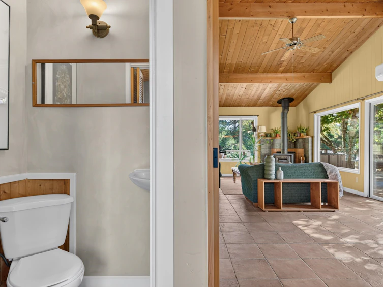 130 Booth Canal Road, Salt Spring Island, BC, V8K 2N3 - 11